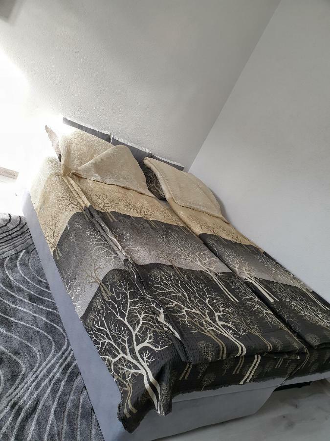 Apartment Lejlam ซาราเยโว ภายนอก รูปภาพ